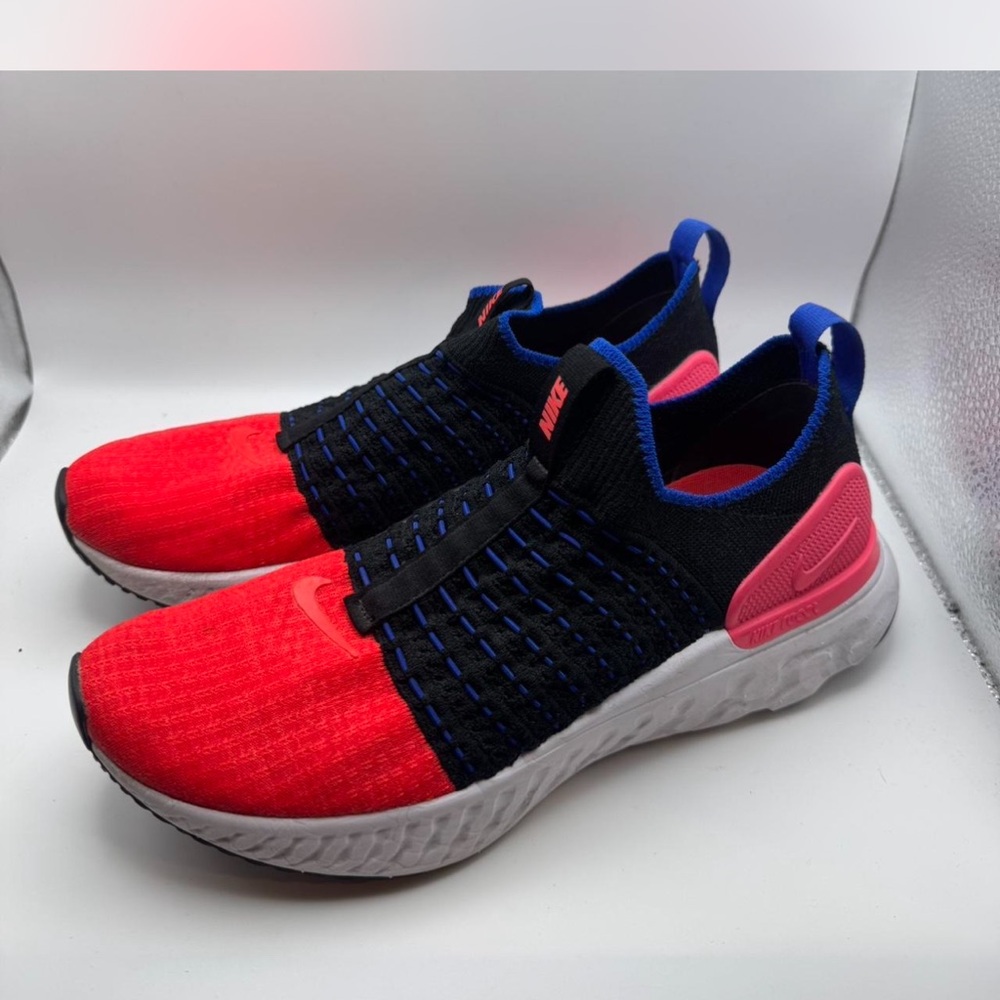 Nike React Phantom Run Flyknit 2 Womens size 9 Bright Crimson Running Shoes.